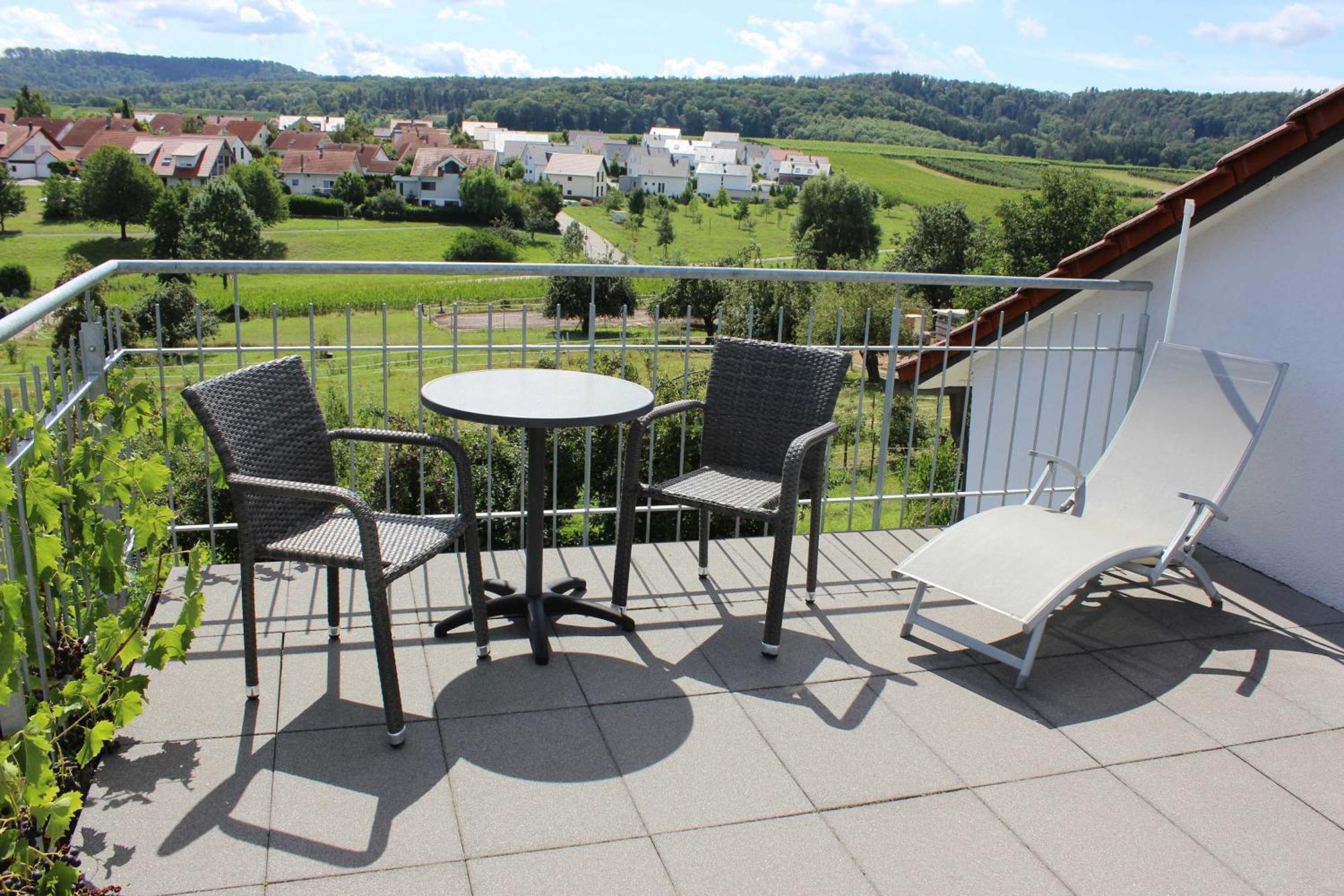 Gaestehaus Zum Wolffenturm Lehrensteinsfeld Bagian luar foto